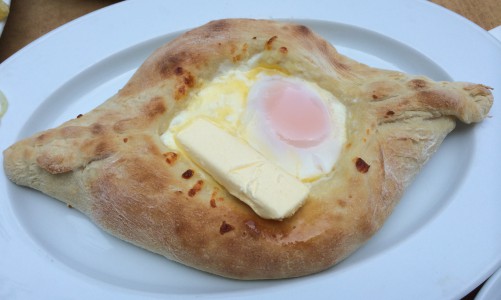 Vom Feinsten: Khachapuri Brot